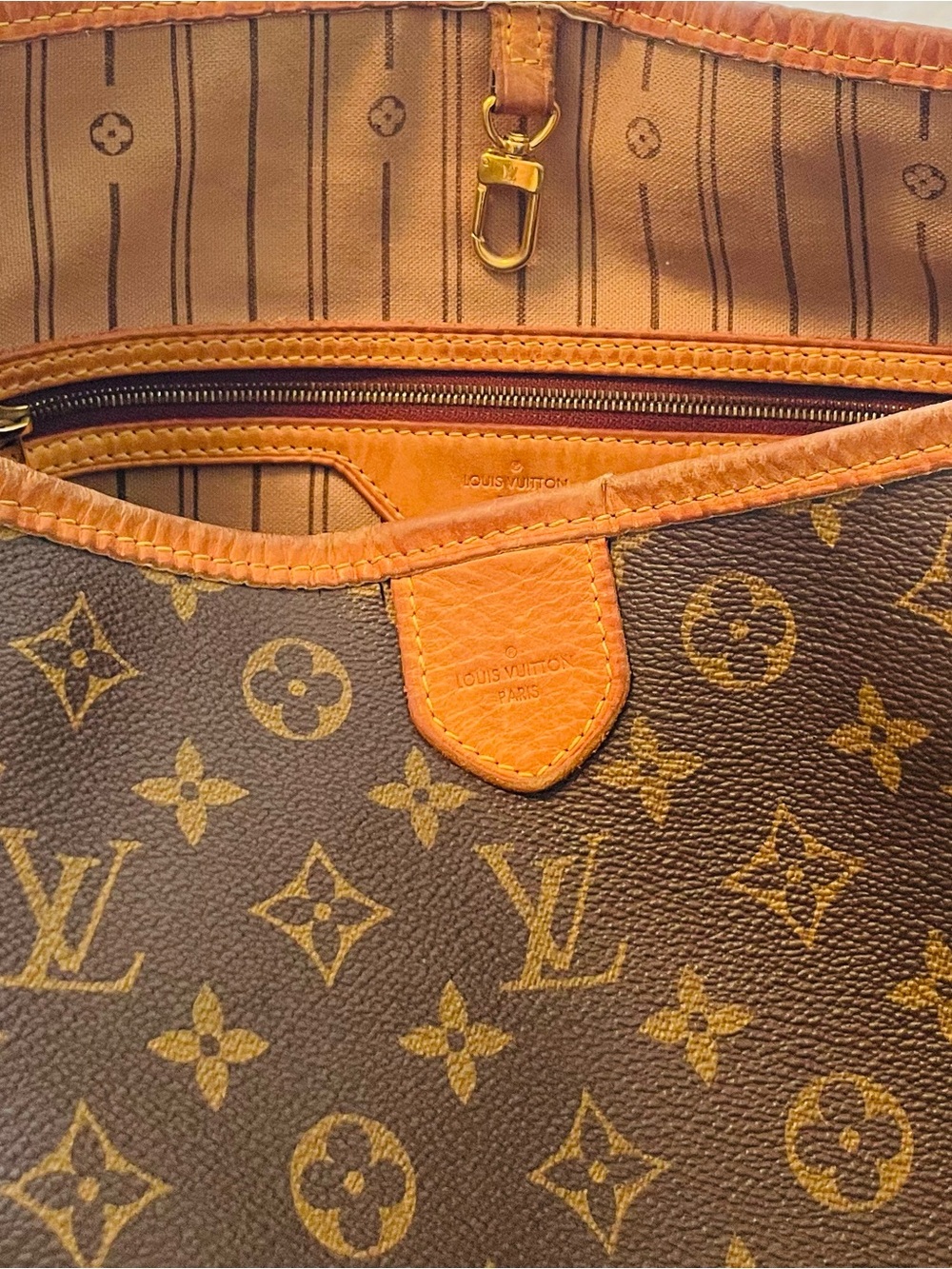 Louis Vuitton Monogram Galliera GM Shoulder Hobo Bag w/Receipt & Dust Bag - Picture 10 of 15